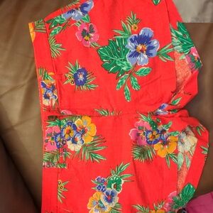 Old Navy Red Floral Shorts Size 6